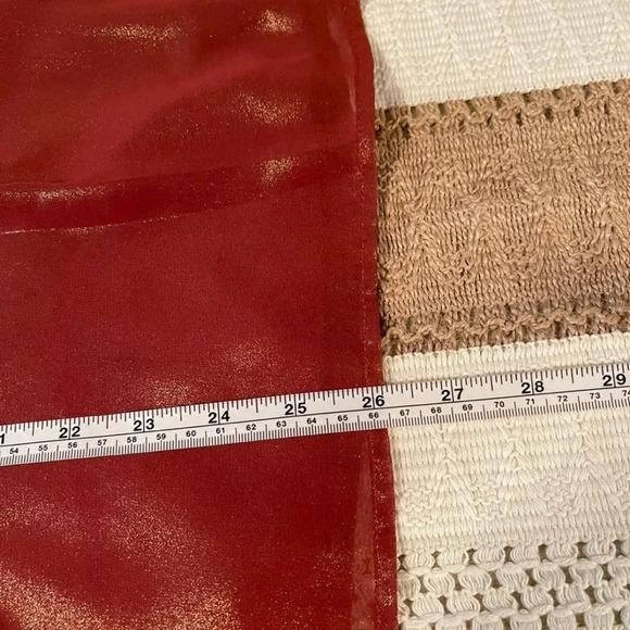 Express Women’s sleeveless tank top with a shimmery Iridescent fabric. - Picture 9 of 10